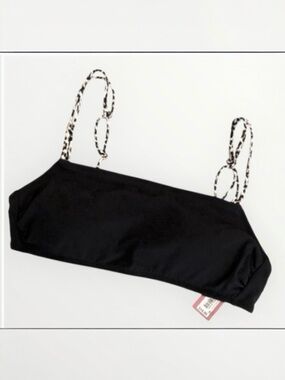 🌴 🆕 Xhilaration Bikini Top. Black. Size L. New with Tags.